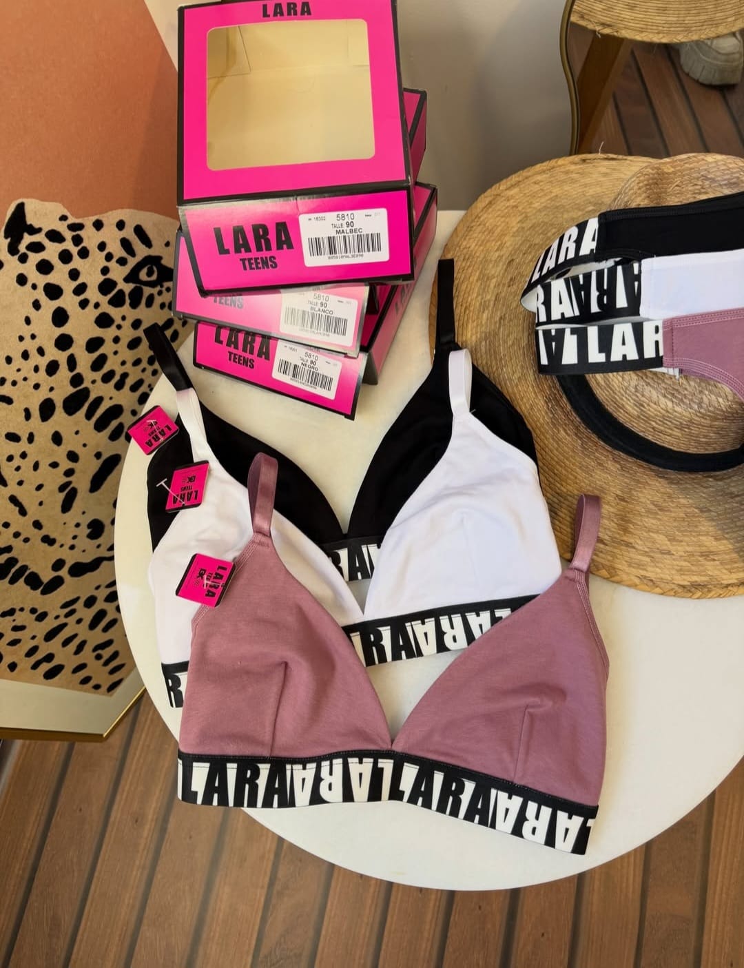 Lara Teens Art 5810 Conjunto
